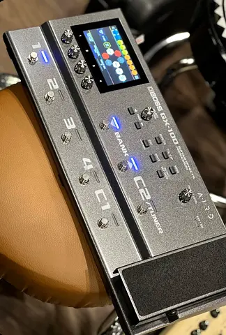 BOSS GX 100 guitar effects