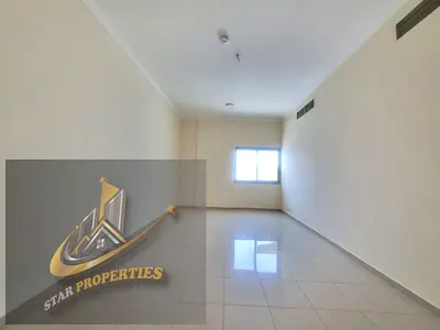 BIG OFFER PRIME LOCATION FAIMLY BUILDING NEAR TO MEGA MALL HUGE 1BHK 30K