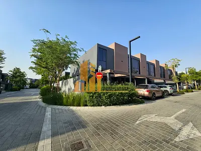 4 Bedroom Spacious Villa for Rent in Robinia | Majlis Room | Closed Kitchen | Maid Room