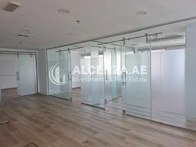 Next to metro | Vacant | DMCC License