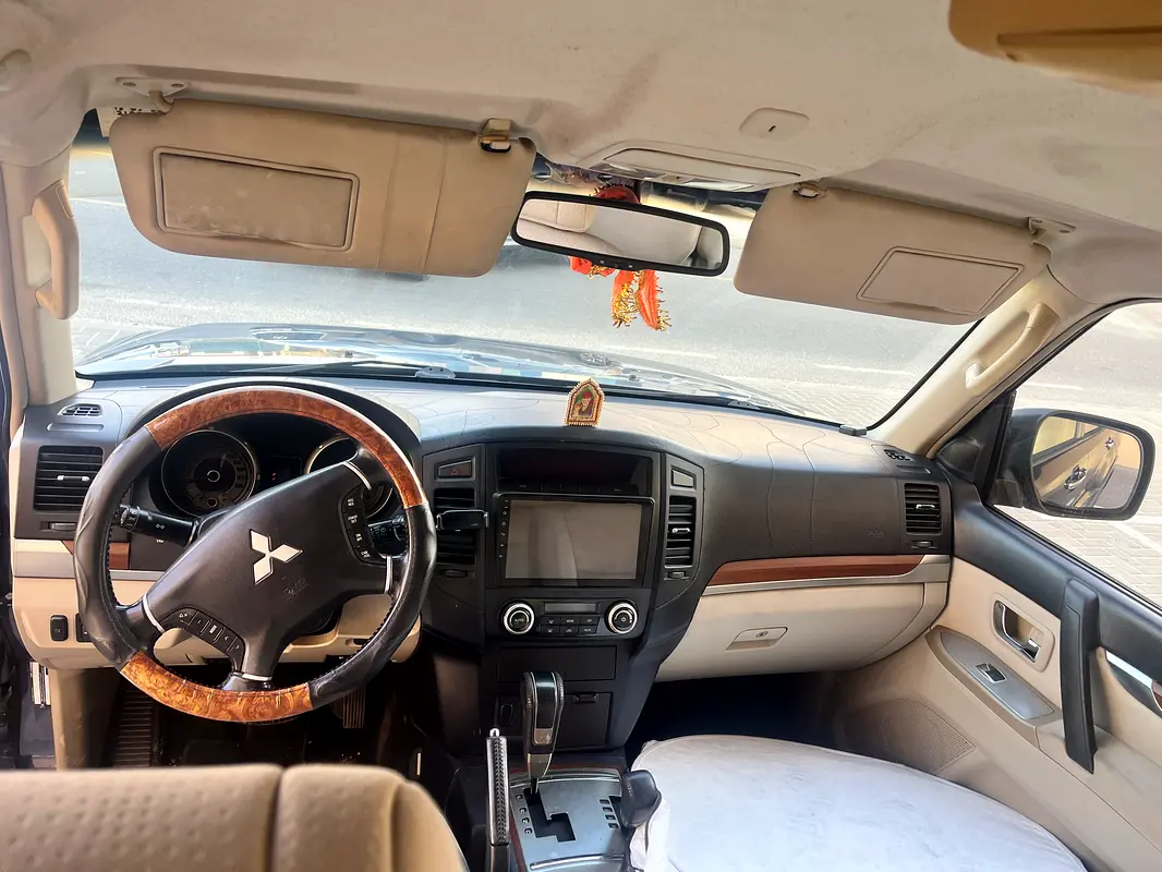 Mitsubishi Pajero 2007 — photo 1 of 5