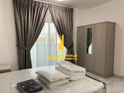 شقة فاخرة للإيجار الشهري – غرفة وصالة مع بلكونه اطلاله مميزه مفروشة بالكامل فرش جديد سوبر ديلوكس مع مطبخ مجهز بالكامل بأحدث الأجهزه