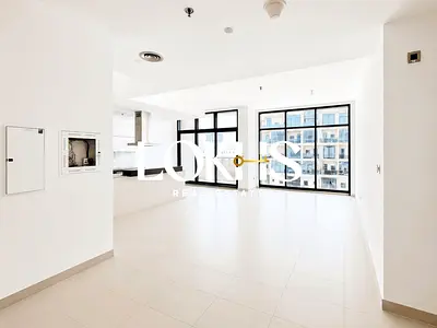 4 CHEQUES | Maids Room | Pool View