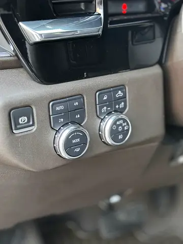 2024 GMC SIERRA 缩略图 16
