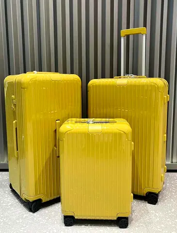 Rimowa Essential yellow Suitcase Set