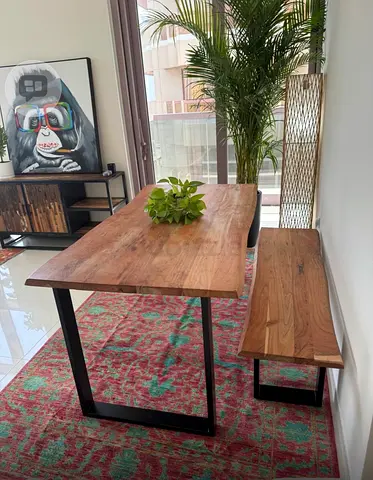 Sultani rug made from natural lamb’s wool and natural dyes.