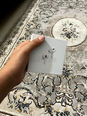 Earbuds