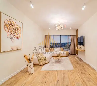 Handover in August/Investor Deal/Competitive Price