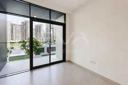 VACANT | CORNER UNIT | PARK & COMMUNITY VIEWS