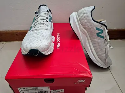 New Balance Propel Fuelcell v5 - EU45/US11/UK10.5