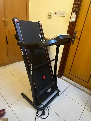 Compact foldable treadmill - used, good working condition