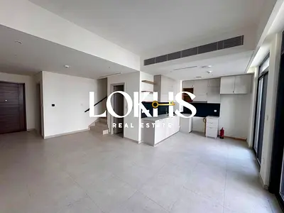 4 CHEQUES | SPACIOUS LAYOUT | 2 COVERED PARKINGS