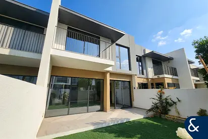 3 Bed + Maids | Vacant | Great Location