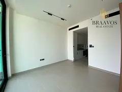UNFURNISHED | POOL VIEW | NEAR EXIT