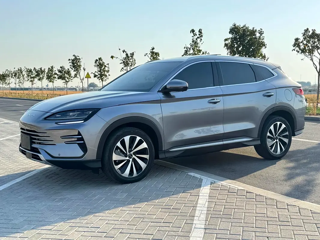 BYD Song Plus 2025 — photo 1 of 20