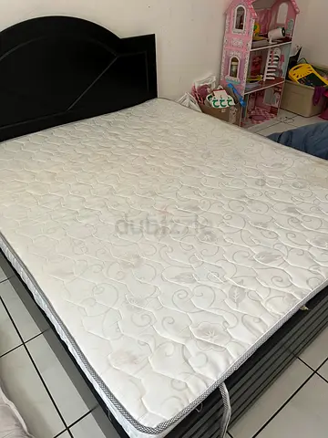 Queen size bed frame with mattress