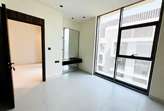 VACANT | 2 BEDROOM | SPACIOUS | PRIME LOCATION
