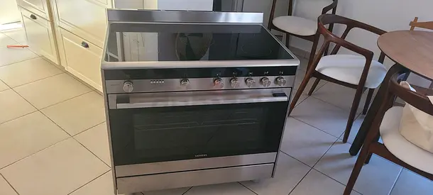 Siemens IQ700 Electric cooker freestanding
