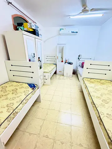 Executive bed space for bachelor (Male) WI FI FREE