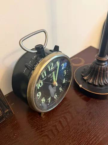 Vintage Antique Analog Alarm Clock - metal casing, green luminous numbers fo Decoration