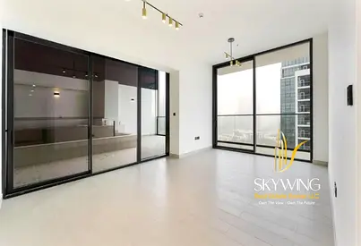RENTED | POOL | NEGOTIABLE | CLOSED KITCHEN