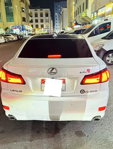 Lexus IS 300 2010 GCC Specs - Well Maintained Luxury Sedan