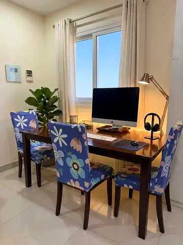Wooden Dining Table with 4 Chairs, Excellent Condition