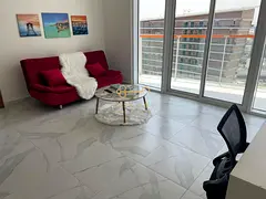 Burj Khalifa & Canal View | Modern Home | Higher Floor — 2