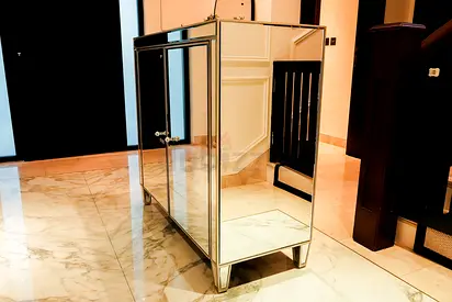 Luxury Mirrored Bar Cabinet