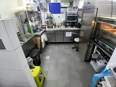 Shared Cloud Kitchen for rent-Arjan
