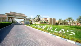Corner 4BR Villa | Maid's Room | Private Garden