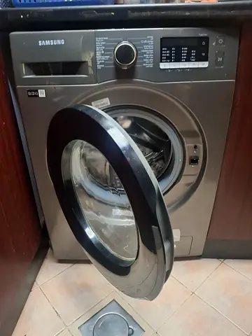 Samsung Washing machine brand new for sale only for 850 dhiram