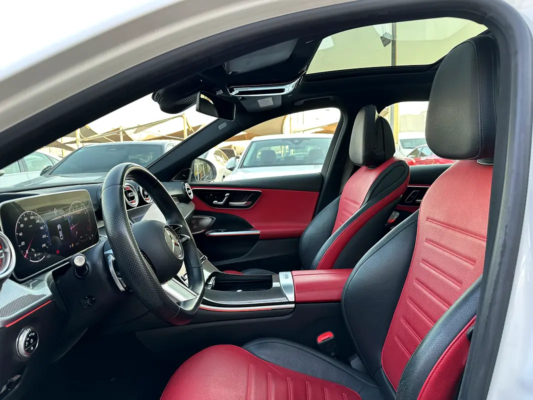 Mercedes-Benz C-Class 2024
