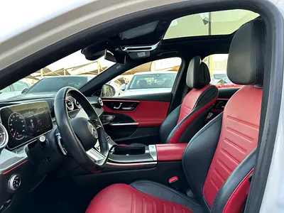 2024 Mercedes-Benz C-Class C200 | GCC Specs | like Brand New-3