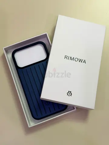 Rimowa case