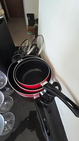 Kitchen Cookewear set - not stick