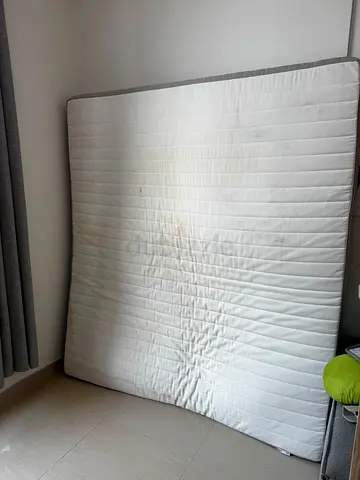 IKEA HAFSLO King Size Mattress 180×200 cm – Good Condition