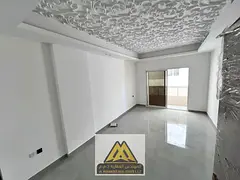The apartment features a spacious layout, balcony, 2 bathrooms, central air conditioning, and excell