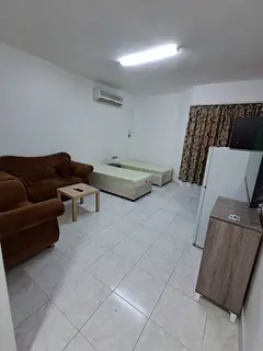 FOR 2 BACHELORS(MEN) FULLY FURNISHED ROOM WITH ATTACHED WASHROOM NOW AVAILABLE LOCATED UNION METRO