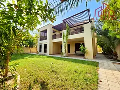 Exclusive Beach access| Spacious 4bed+maids villa