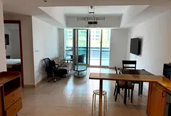 Fully Furnished |Close to Metro & Beach|Vacant