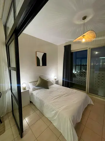 Fully Furnished | Flexible Cheque Options | Vacant