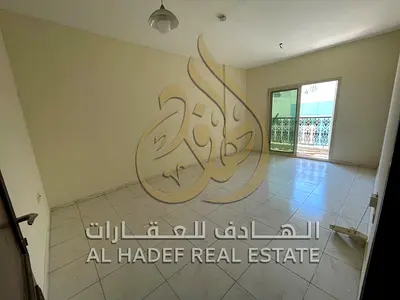 🏡 للإيجار السنوي في القاسمية المحطة – الشارقة | غرفة وصالة | بلكونة بإطلالة مفتوحة | تكييف وغاز مركزي | حمامان