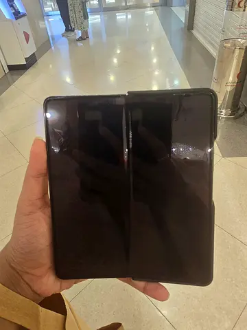 Samsung Galaxy Z Fold 4 (used) - Foldable Phone ( display issue only when unfolded )