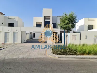 Single row | Prime Location| Book It Now !!