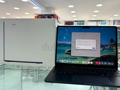 Macbook Air 13 inch M5chip 512gb+16 TDRA only 19 days use full box same like new