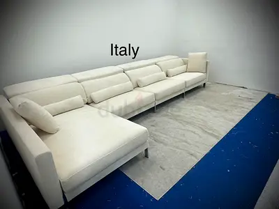 Brand new condition Italy lshape sofa