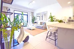 Upgraded | High Floor | 779 square feet