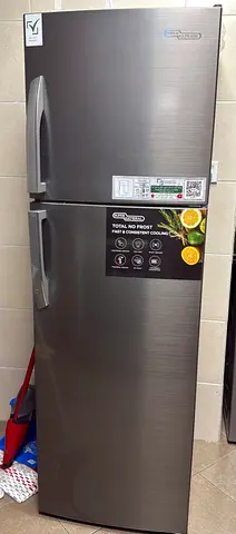 Refrigerator with warranty