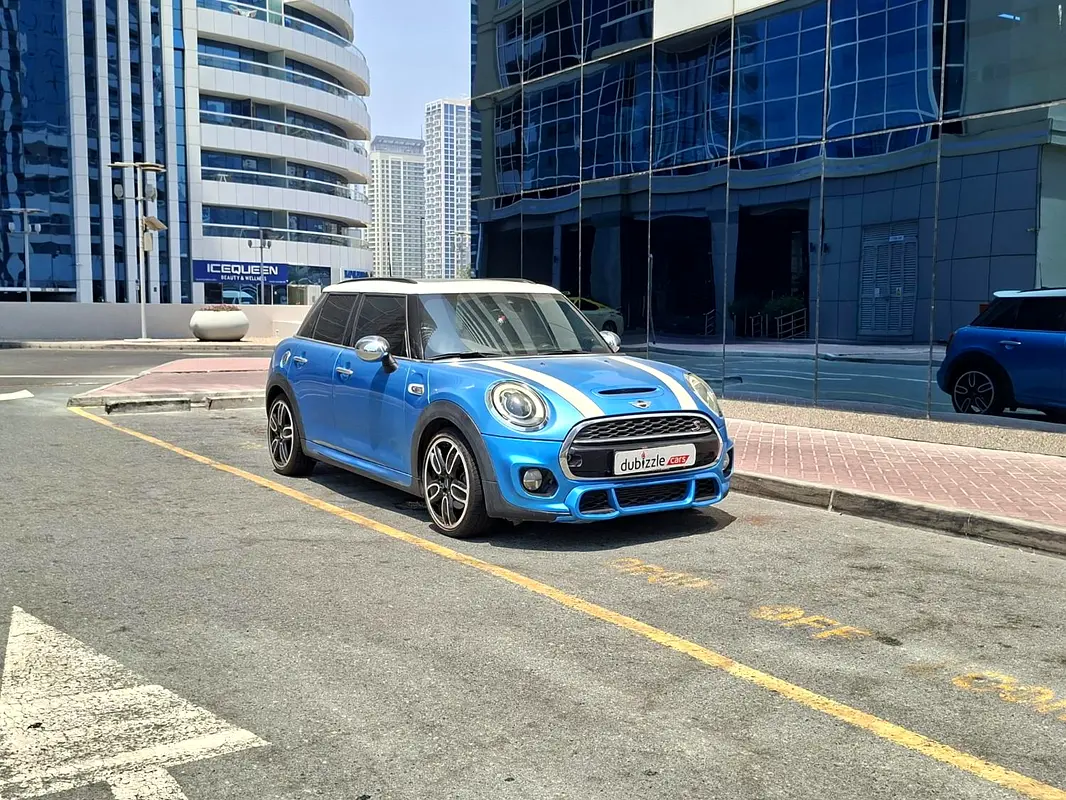 MINI Cooper 2017 — photo 1 of 14